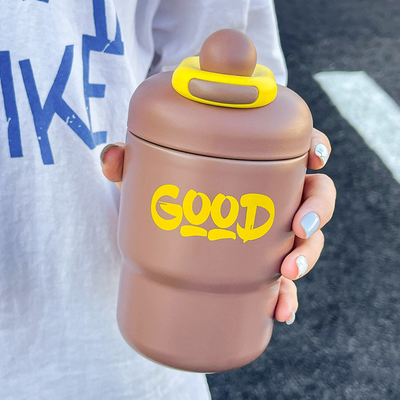 La tasse d'isolation de café portable de 500 ml de l'agence de voyage pour Pâques.