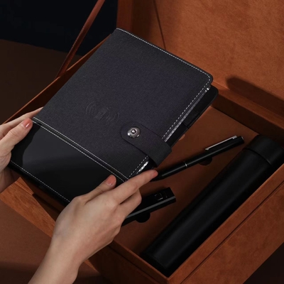 Hôtel et Resort Souvenir Set Entreprise en cuir stylo à main Calendrier de tasse d'eau pour collectionneurs