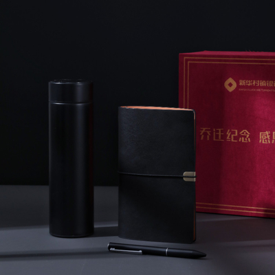 Affichage de la température tasse thermos en chamois rouge Flip Box parfait pour les souvenirs d'affaires