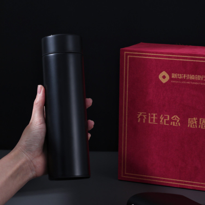 Affichage de la température tasse thermos en chamois rouge Flip Box parfait pour les souvenirs d'affaires