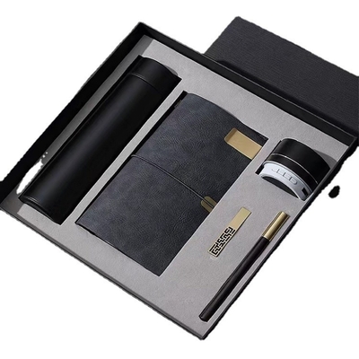 Nécessités de l'hôtel et du complexe Exposition à la température Thermos Mug Bloc-notes Bluetooth haut-parleur Plume en bois