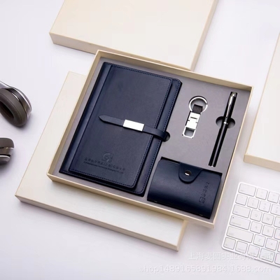 Compte-rendu professionnel pour l'occasion de la remise des diplômes avec sac à cartes Compte-rendu porte-clés Produits de bureau