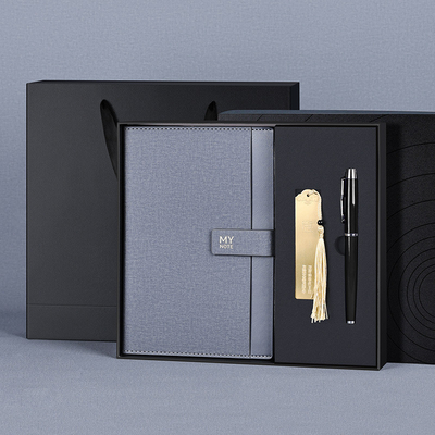A5 Notebook Bookmark Signature Pen Set Logo personnalisé Box cadeau d'affaires pour les sports et les jeux