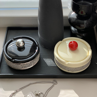 Nouveauté cadeaux haut esthétique cendrier en céramique pour bureau Créatif décorations de table