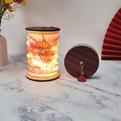 Découvrez la beauté des lanternes chinoises avec notre lampe à accordéon pliable