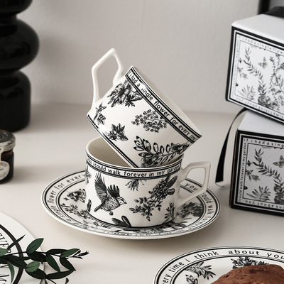 Xiao Xiangfeng Coupe de café noir et blanc et assiette parfaite pour les sports et les jeux
