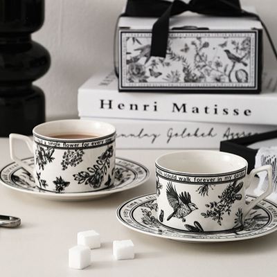 Xiao Xiangfeng Coupe de café noir et blanc et assiette parfaite pour les sports et les jeux