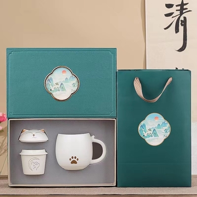 Renforcez le moral de l'équipe avec notre ensemble cadeau de Pâques tasse de bureau en céramique et souvenir atmosphérique