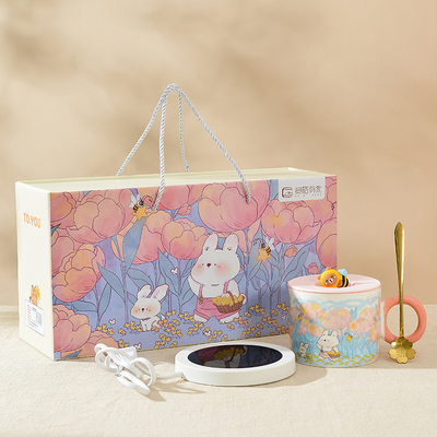 Agriculture Le cadeau créatif préféré de l'utilisateur final avec une tasse chaude et une mignonne tasse en céramique