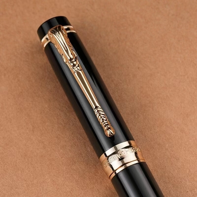 Des stylos à rouleaux métalliques à encre liquide personnalisables pour l'assurance destinés aux utilisateurs finaux