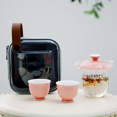 Hôtel et Resort Sakura Set de thé de verre rose pour voyager Sac de thé portable Un pot Deux tasses Cadeaux de souvenir du jour de la déesse