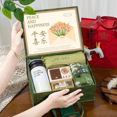 Cadeau de demoiselle d'honneur à l'occasion d'un mariage