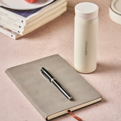 Ensemble d'affaires pour l'agriculture Fermeture thermos stylo et ordinateur portable