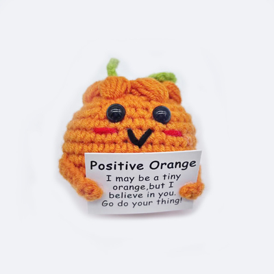 Des pendentifs de poupée de pomme de terre faits à la main cadeau de jouet tricoté avec énergie positive Taille personnalisée