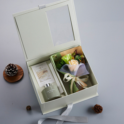 8 mars Fête cadeau à main Aromathérapie Bouquet Boîte cadeau avec impression en couleur