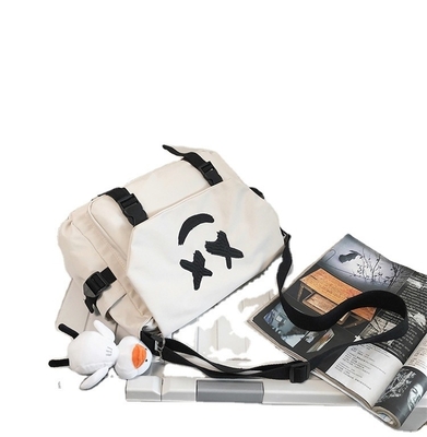 Logo du client Style forestier Instagram Sac à sourire Un incontournable pour les sorties décontractées