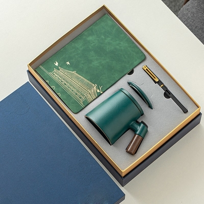 Nouveauté Cadeaux Ceinture en céramique Tisane filtrée Separation de tasse de bureau Commercial Set cadeau tasse de poignée en bois