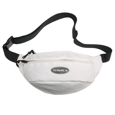 Un sac à poitrine à une épaule simple et polyvalent Idéal pour l'impression sur sérigraphie