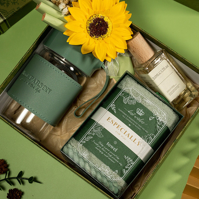 Logo personnalisé Boîte cadeau à texture rétro de forêt Souvenir idéal pour les hôtels