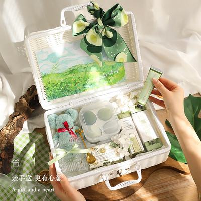 Cadeau personnalisé ensemble de cadeaux frais souvenirs en panier de rotin pour tous les jours