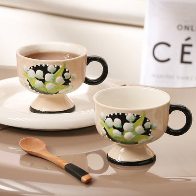 Agence de voyages Essentiels Peint à la main lilie de la vallée tasse de café en céramique de Finlande