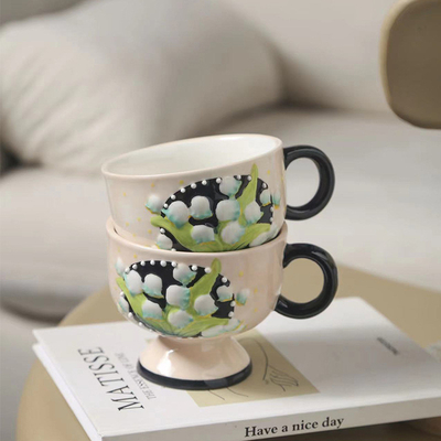 Agence de voyages Essentiels Peint à la main lilie de la vallée tasse de café en céramique de Finlande