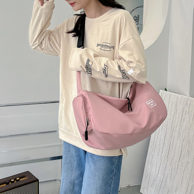 Un sac de fitness à la mode et durable à une épaule pour tous vos besoins