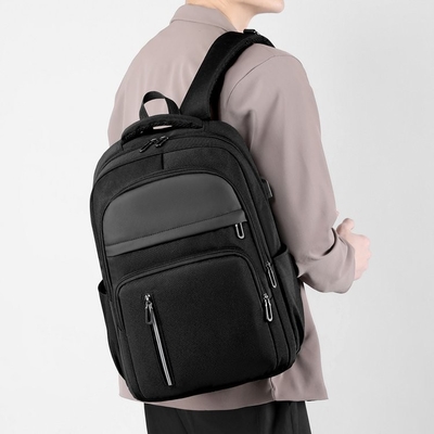 Organisez-vous efficacement avec ce sac à dos de stockage de déplacement et de transport