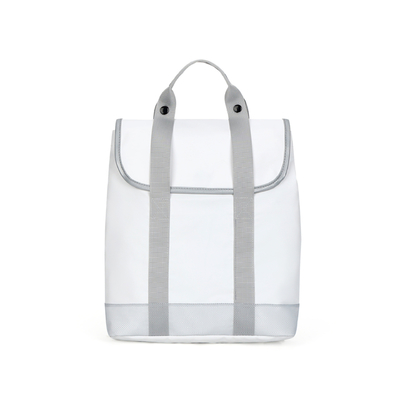 Un sac à dos coloré, de grande capacité et un design minimaliste