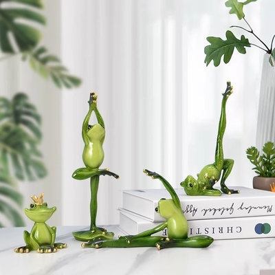 Promotion décorer des cadeaux de verre yoga grenouille artisanat de résine pour l'armoire de télévision et l'armoire à vin