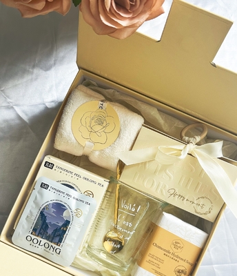Ensemble de cadeaux de mariage personnalisé, serviette, savon, tasse d'eau, thé oolong et boîte à bonbons créative.