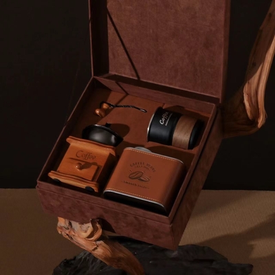 Souvenirs de luxe en cuir pour les mariages de Noël, les fêtes et les anniversaires