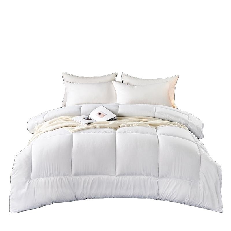 Niveau maternel et infantile Couette d'été fraîche sans tache remplie à 100% de soie faite à la main pour l'hiver