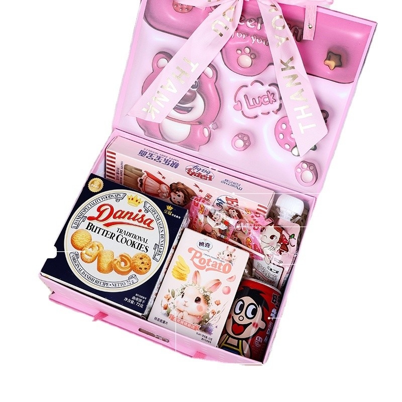 Cartoon unique Ours fraiseux enfants heureux Souvenir à main de bébé Idéal pour les collectionneurs
