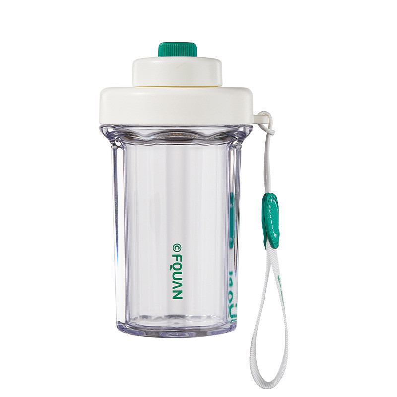 Nouveauté Cadeaux Portable Coupe en plastique 530 ml avec filtre et levage de corde en 1 impression couleur