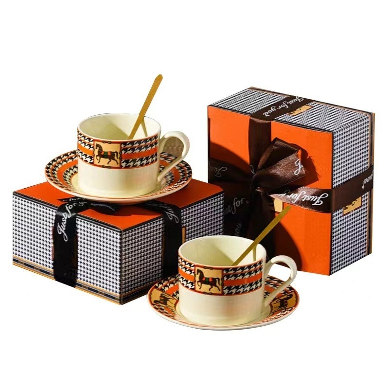 Boîte cadeau à main imprimée à écran de soie, tasse de maquillage parfaite pour promouvoir votre entreprise