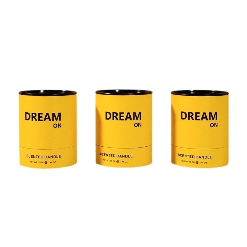 Une bougie aromathérapeutique et un cadeau en acrylique sont indispensables pour un parfum durable à la maison