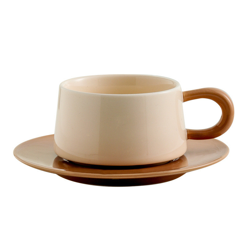 Utilisation Scénarios Light Luxury Afternoon Tea Cup and Saucer Set pour les occasions spéciales