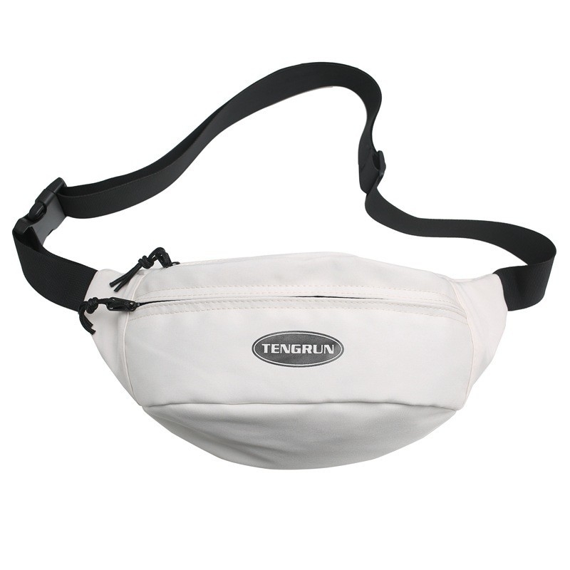 Un sac à poitrine à une épaule simple et polyvalent Idéal pour l'impression sur sérigraphie