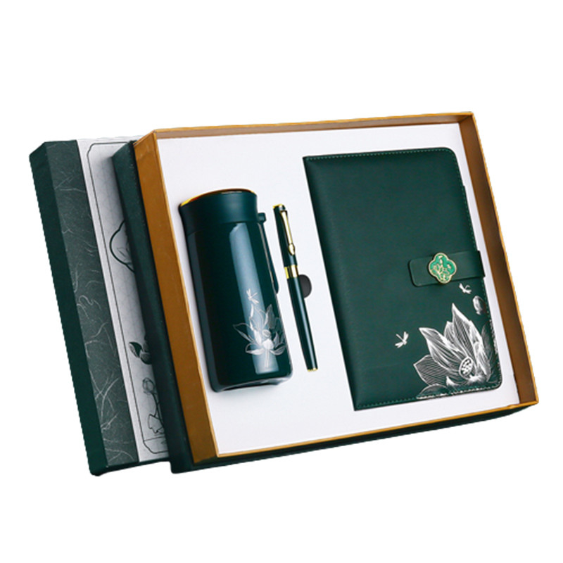 Ensemble cadeau d'affaires imprimé en couleur Bloc-notes Coupe isolante et stylo pour logo personnalisé