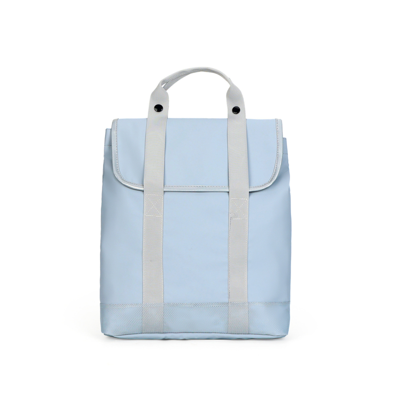 Un sac à dos coloré, de grande capacité et un design minimaliste