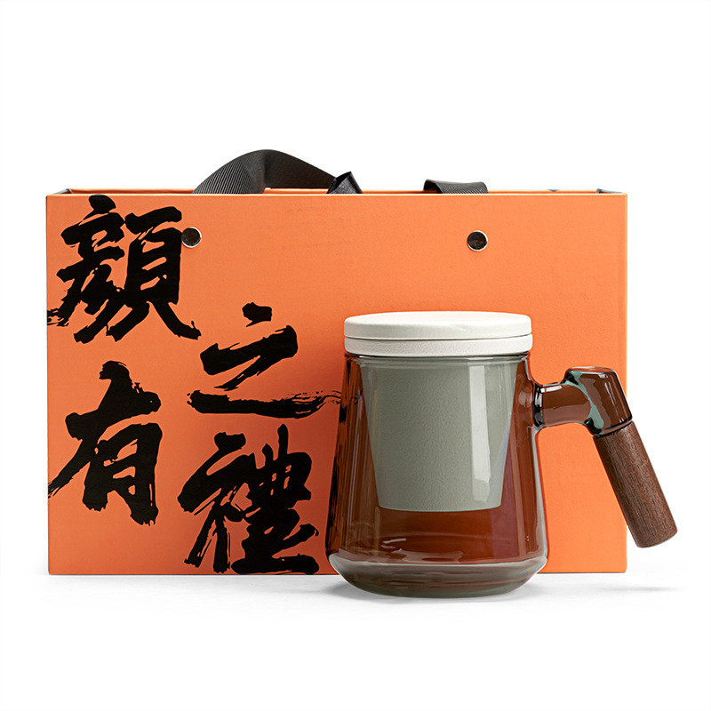 Logo personnalisé Qingchuan tasse de thé en verre boîte cadeau nouveauté cadeaux pour la séparation du thé de bureau