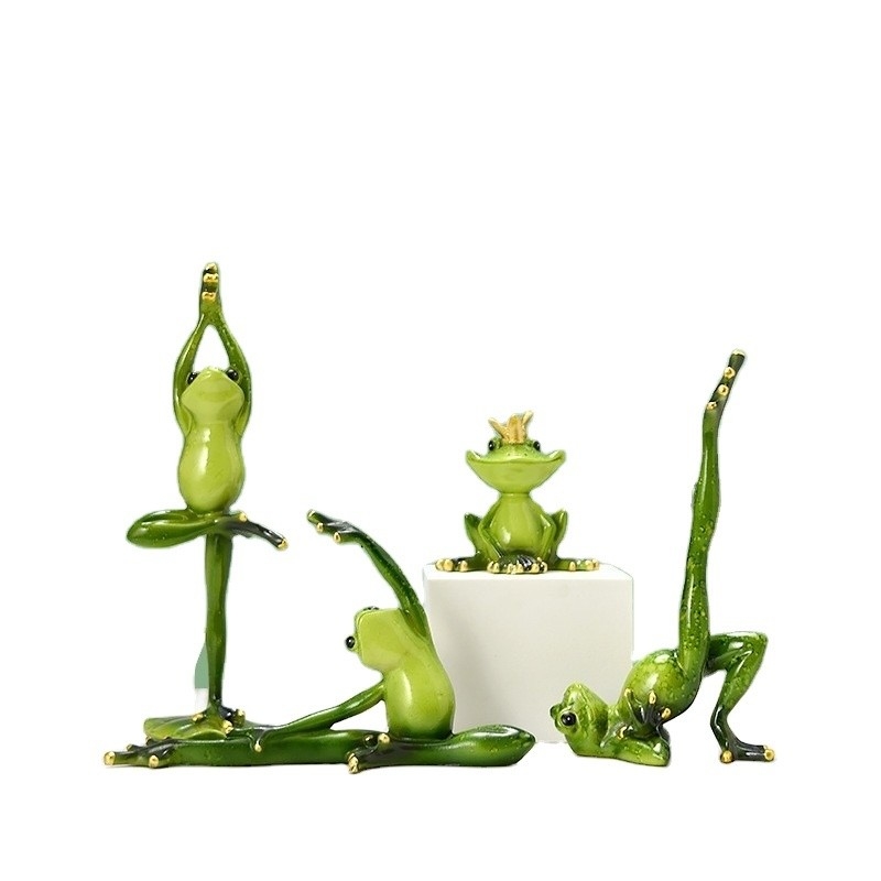 Promotion décorer des cadeaux de verre yoga grenouille artisanat de résine pour l'armoire de télévision et l'armoire à vin
